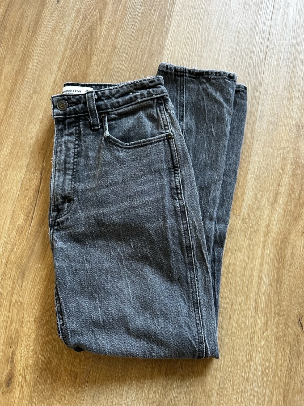 Abercrombie & Fitch Skinny High Rise Jean